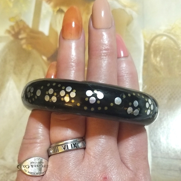 1870s Antique Pique Work Horn Bangle Bracelet - Picture 6 of 7